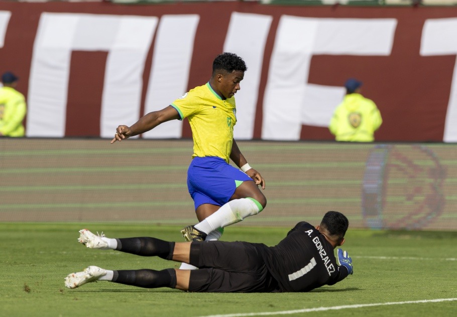 Seleção Brasileira estreou pelo quadrangular final do Torneio Pré-Olímpico diante do Paraguai, no Estádio Brígido Iriarte, em Caracas, na Venezuela