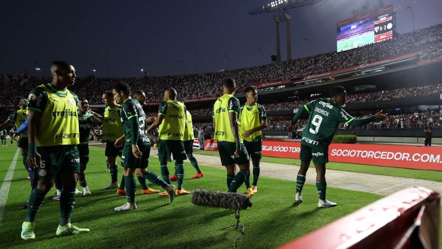 Endrick definiu a vitória do Palmeiras no Choque-Rei