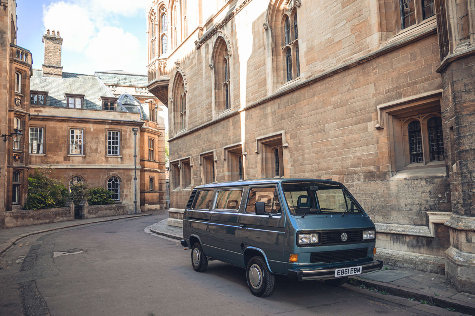 VW Caravelle. Foto: Reprodução