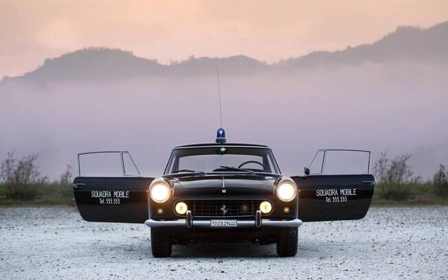 Ferrari 250 GTE policial. Foto: Divulgação