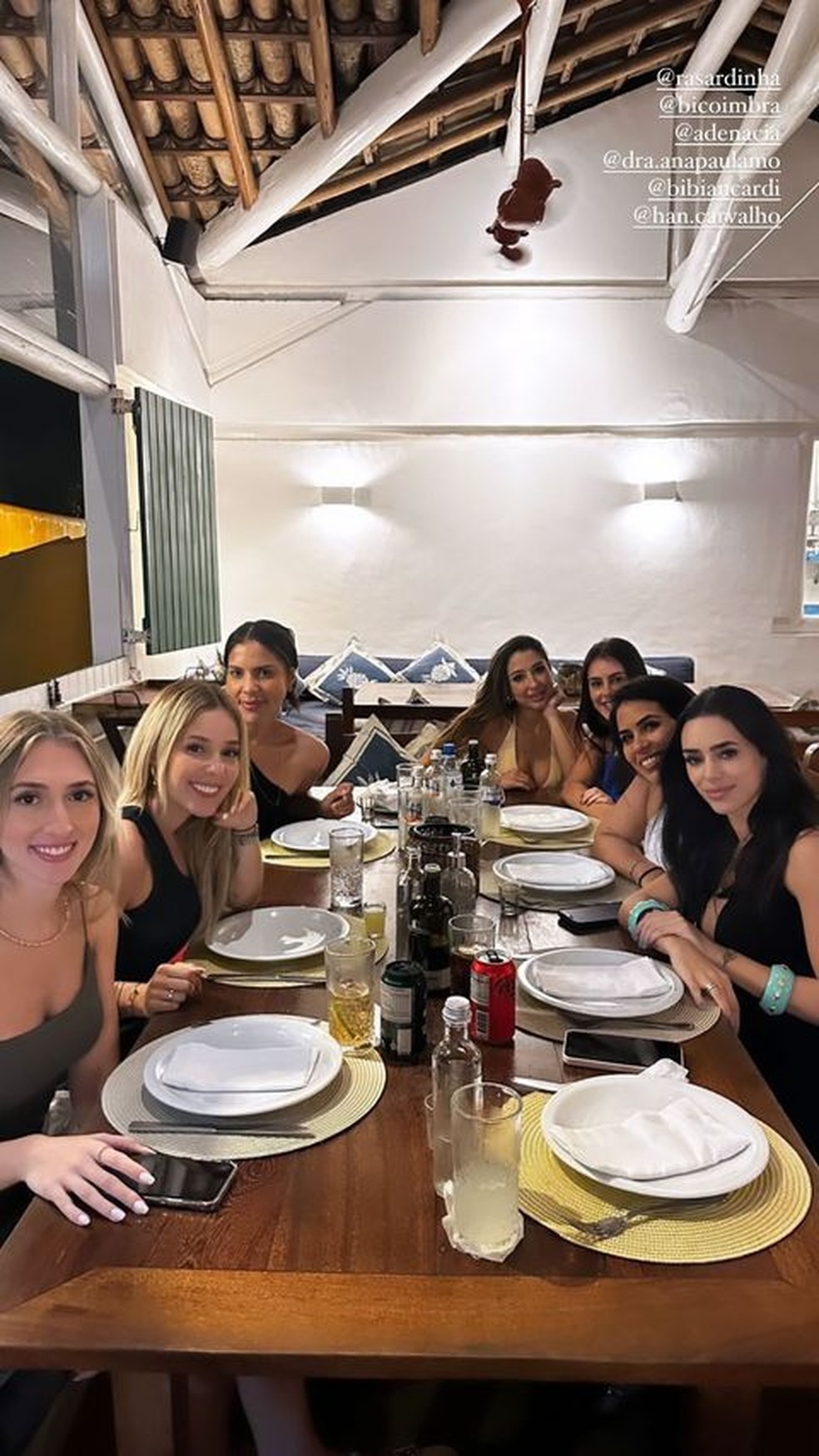 Bruna Biancardi curte noitada com amigas — Foto: Reprodução/Instagram