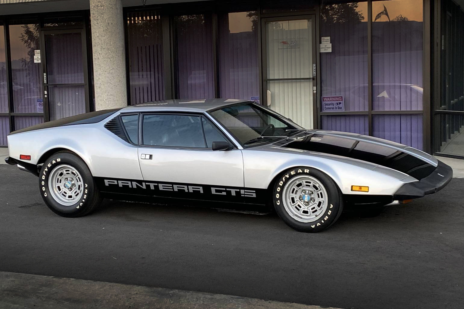 De Tomaso Pantera. Foto: Reprodução