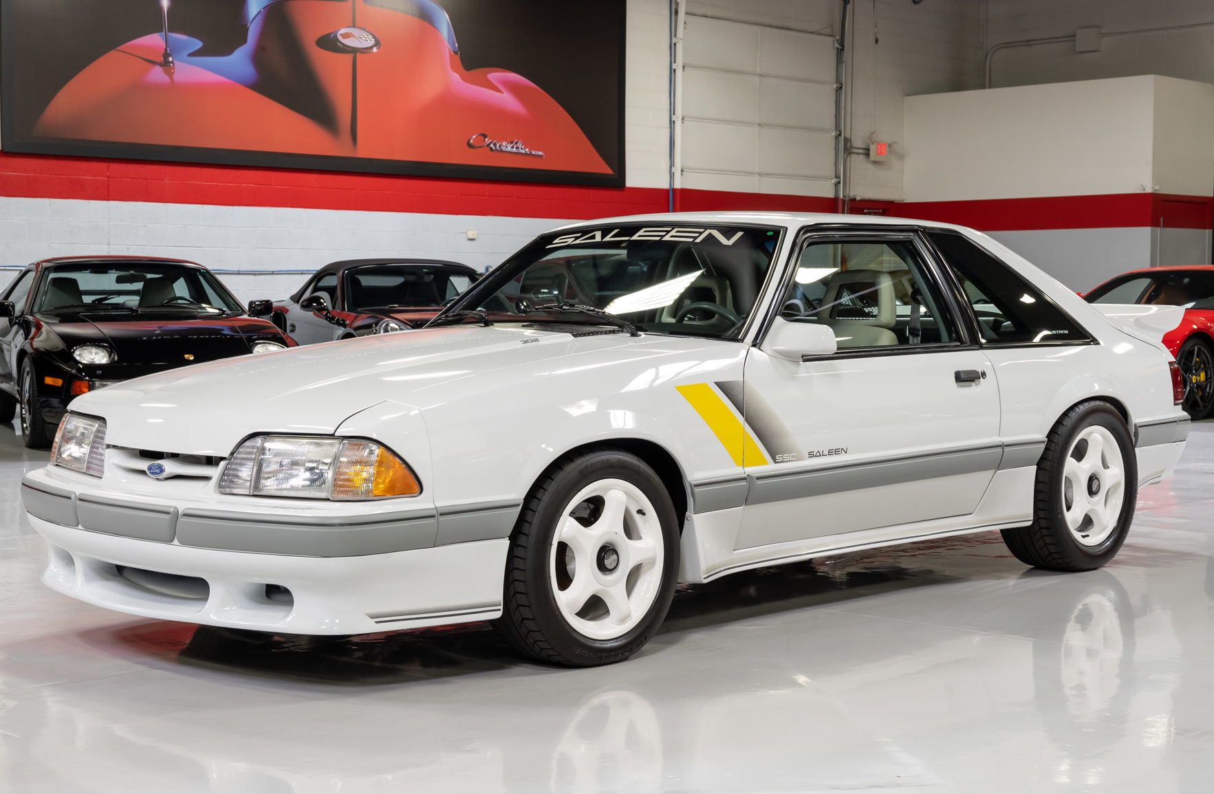 Ford Mustang Saleen SSC . Foto: Divulgação - Bring a Trailer