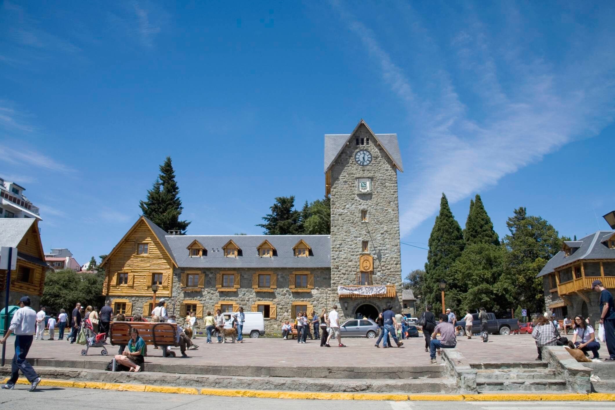 O centrinho de Bariloche é repleto de lojas, restaurantes e bares animados . Foto: Getty