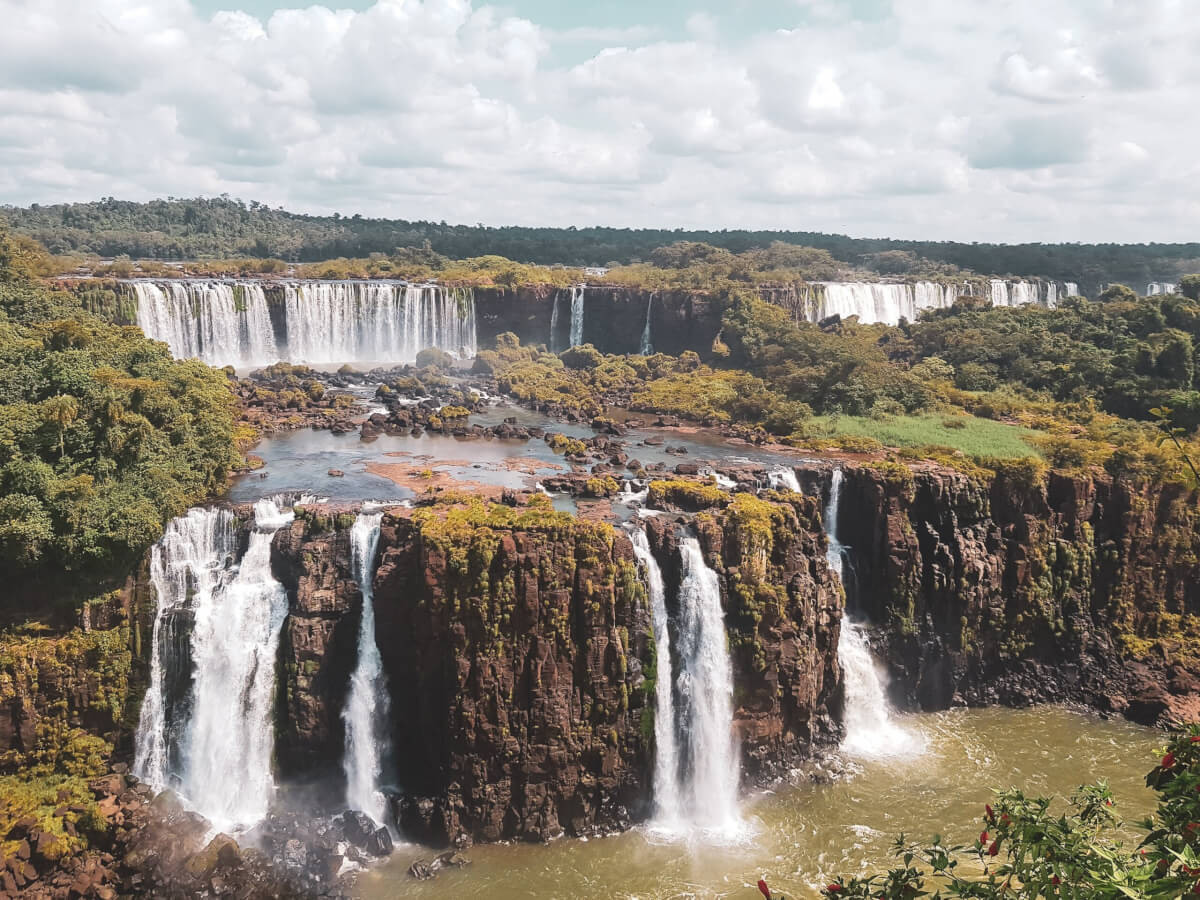 As Cataratas já foram eleitas uma das novas sete maravilhas da natureza. Foto: Reprodução/Geek Tripper