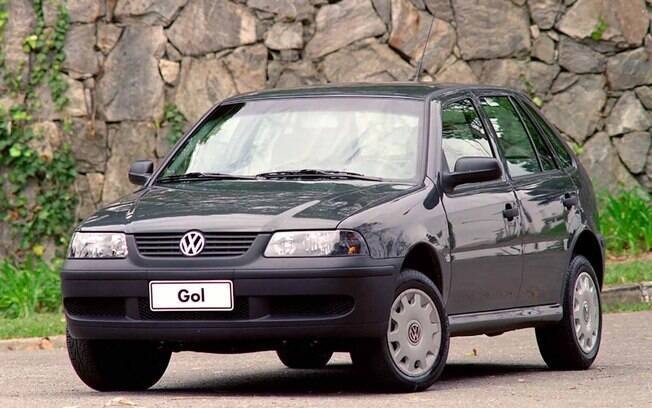 VW Gol cinza