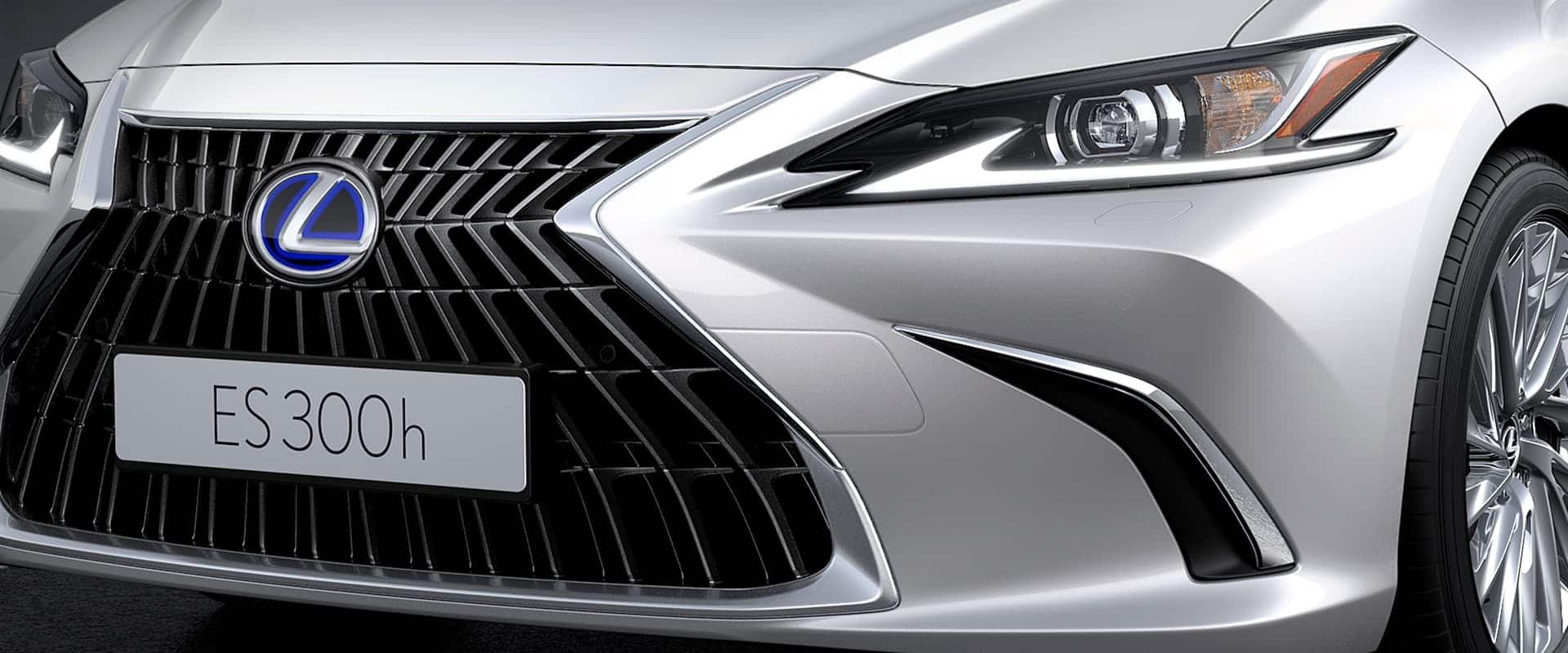 Lexus ES300h 2022. Foto: Divulgação