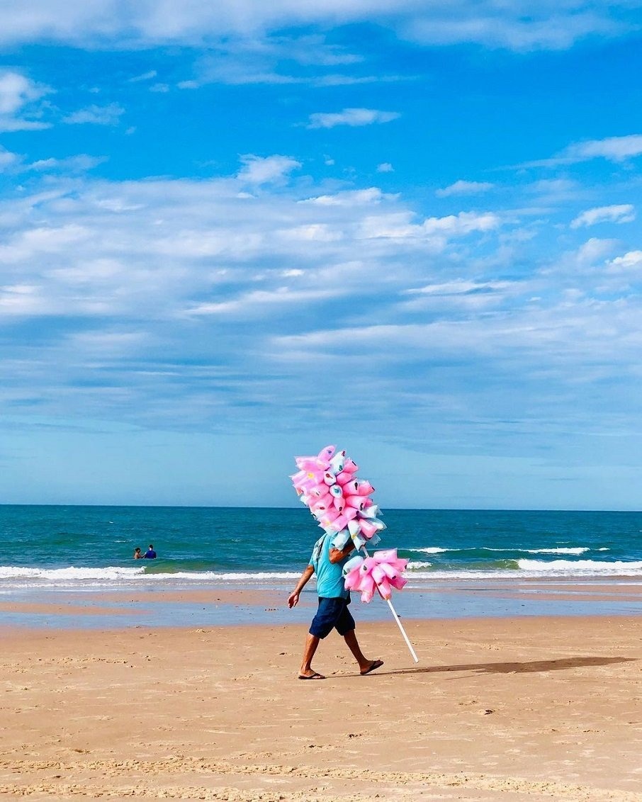 A praia de Canoa Quebrada (CE)