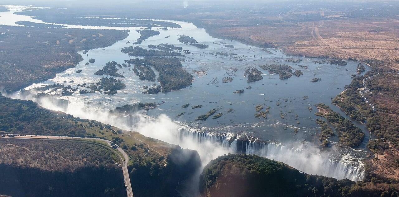 Entre as principais atrações está o Parque Nacional Matusadona, no Zimbábue, que estimula a recreação e a preservação da vida selvagem. Foto: Creative Commons