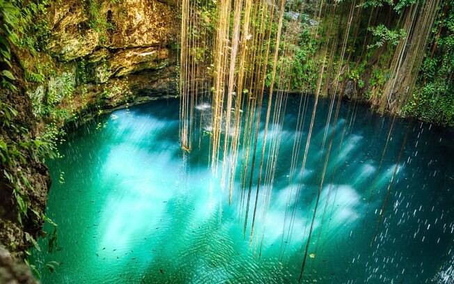 Cenote IkKil%2C Iucatã - México