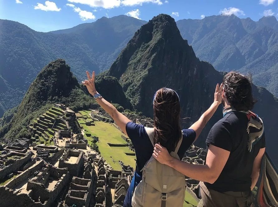 Fátima Bernardes e Túlio Gadelha em Macchu Picchu, no Peru