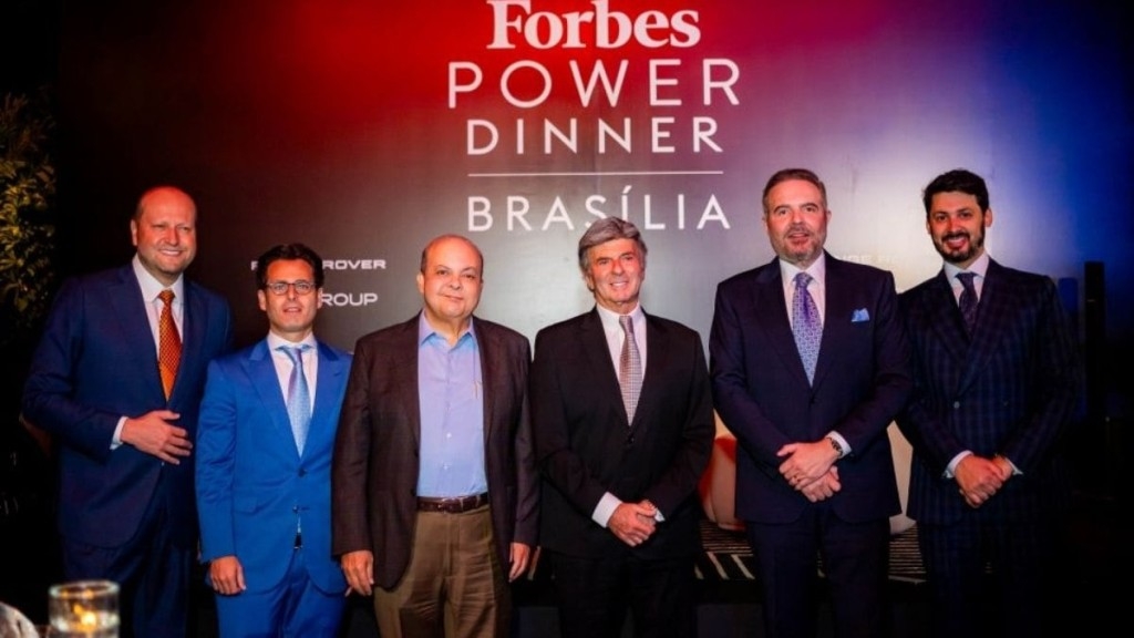 Caio BarbieriCom noite badalada, Nelson Willians Group sedia o primeiro Forbes Power Dinner em