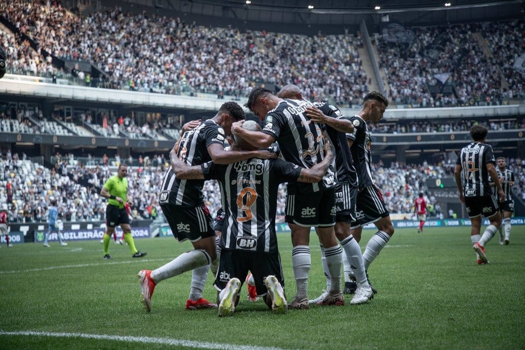 Atlético Mineiro goleia o Bragantino pelo Brasileirão