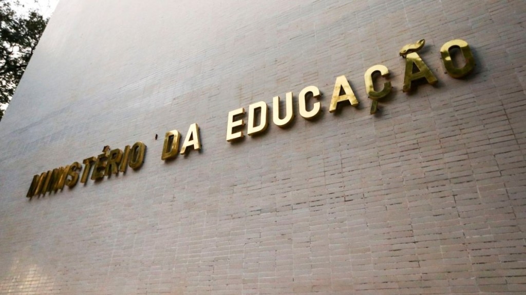 Agência Brasil Ideb cresce e mostra aumento da qualidade da educação básica