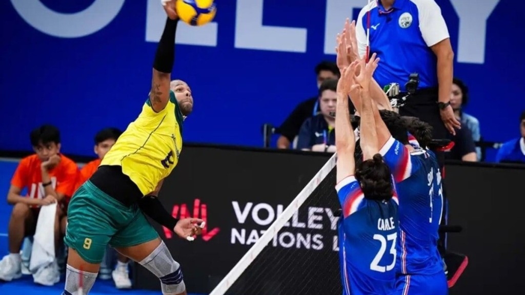 Agência Brasil Já classificado, Brasil perde da França pela Liga das Nações de Vôlei