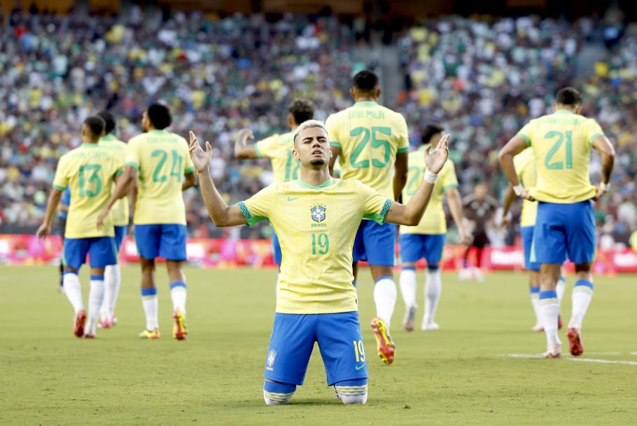 Seleção Brasileira enfrentou México, no Kyle Field, no Texas, em amistoso de preparação para a Copa América