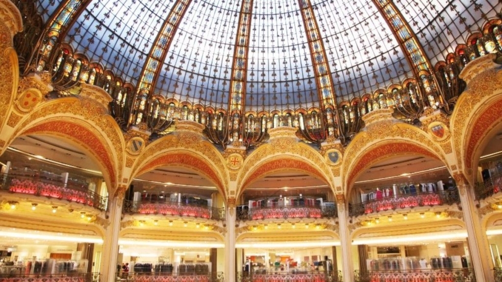 Yumi Kuwano Galeries Lafayette em Paris celebra 130 anos com extensa programação