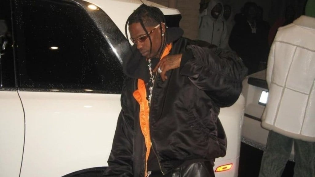 Yumi Kuwano Cantor Travis Scott é preso em Paris após briga com segurança