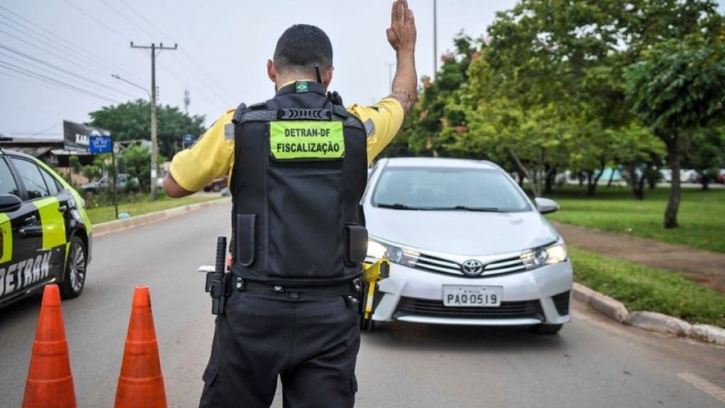 Agência BrasíliaPrazo de renovação do licenciamento de carros para 2024 será de setembro a