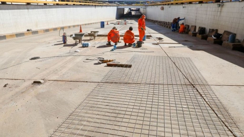 Agência Brasília Obras no Buraco do Tatu chegam à fase de recompactação do solo