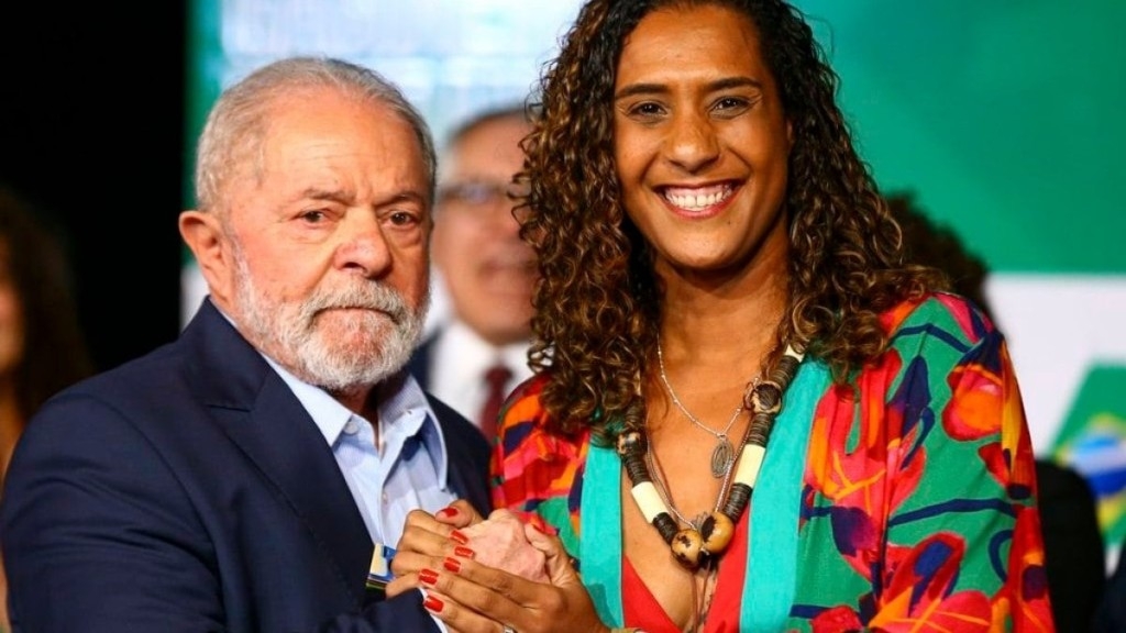 Caio BarbieriA ministros de Lula, Anielle confirma ter sofrido assédio sexual de Silvio