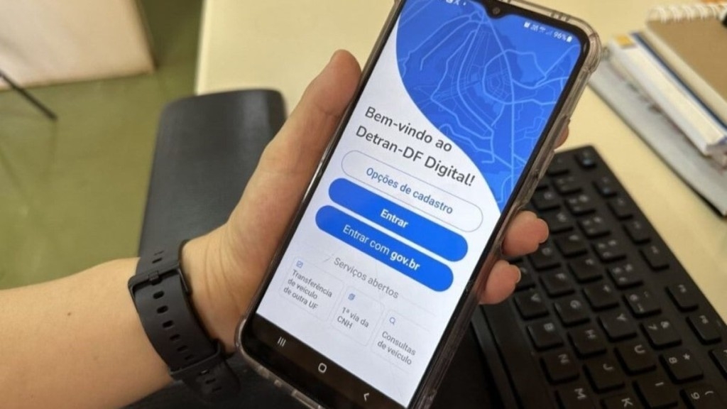 Agência Brasília Detran facilita a emissão do CRLV-e 2024