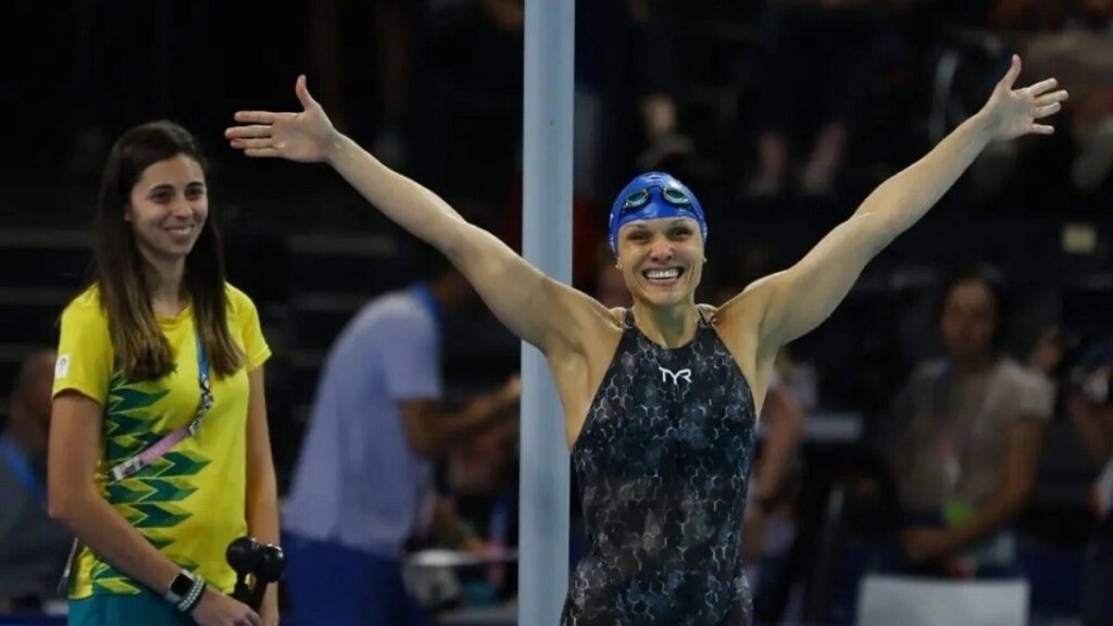 Agência Brasil Carol Santiago é ouro nos 100m costas e faz história para o Brasil