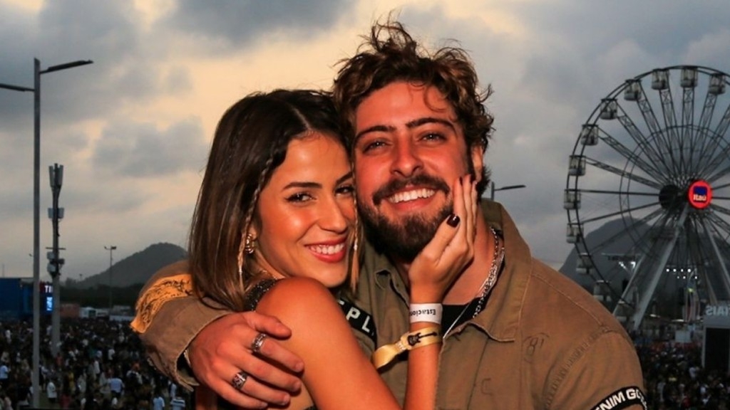 Em Miame, Eike Duarte pede Natália Vivacqua em casamento: ‘Tremi muito’