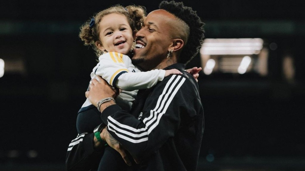 Éder Militão se declara á filha que, completou 2 anos; ‘Papai te ama muito!’