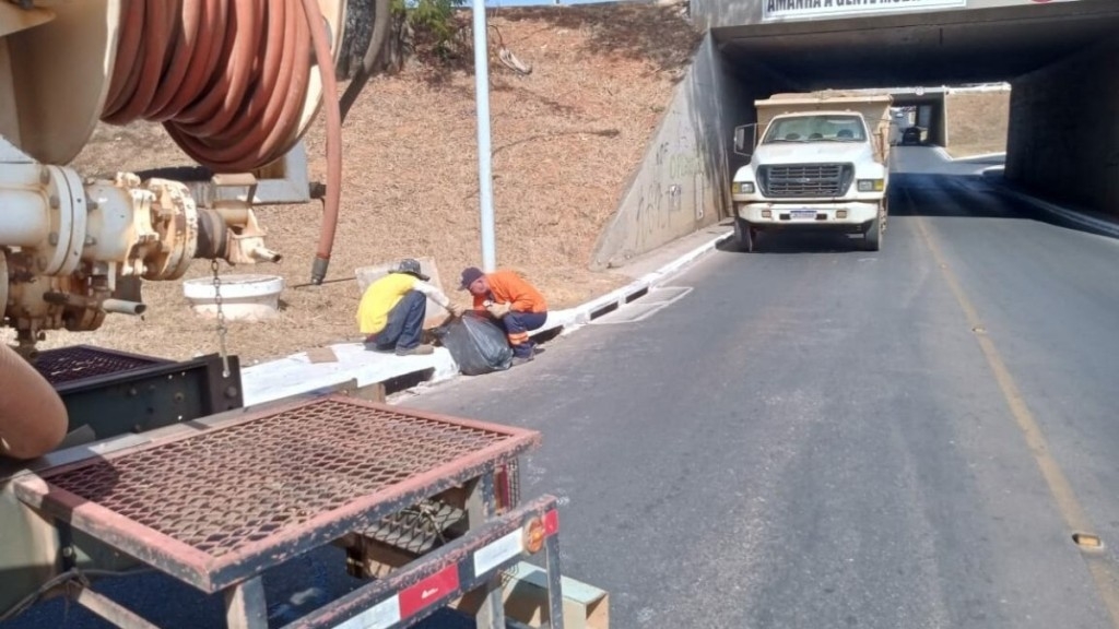 Agência Brasília Tesourinhas do Plano Piloto passam por limpeza preventiva