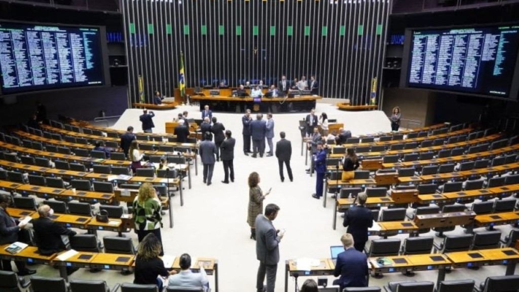 Henrique Neri Plenário deve retomar votação da reforma tributária nesta semana