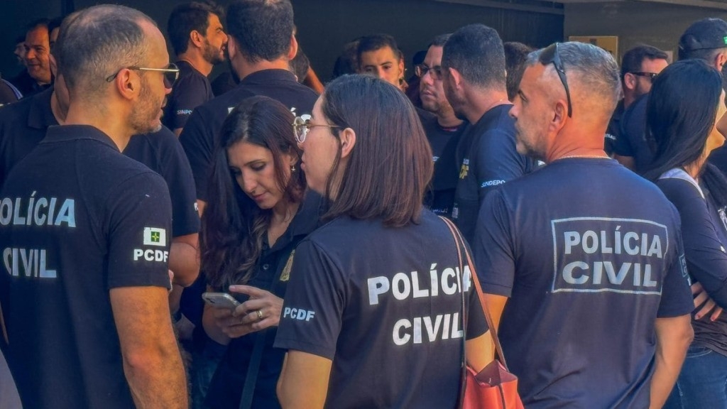 Caio Barbieri Policiais civis do DF convocam assembleia para discutir equiparação salarial com PF