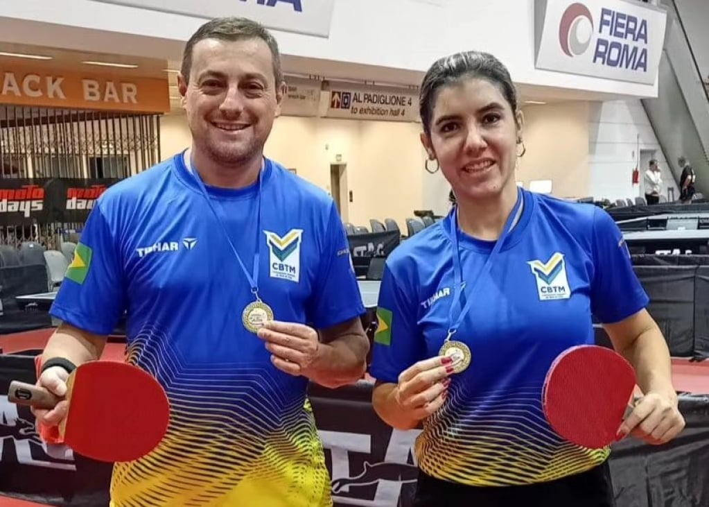 Larissa Tassi conquista ouro e prata em duplas no mundial de Tênis de Mesa