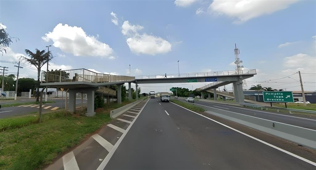 Serviço em passarela causa interdições parciais no Contorno de Marília