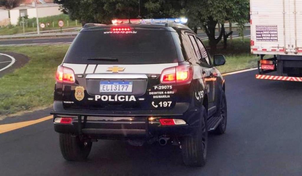 Ligação clandestina de energia provoca prisão em Marília