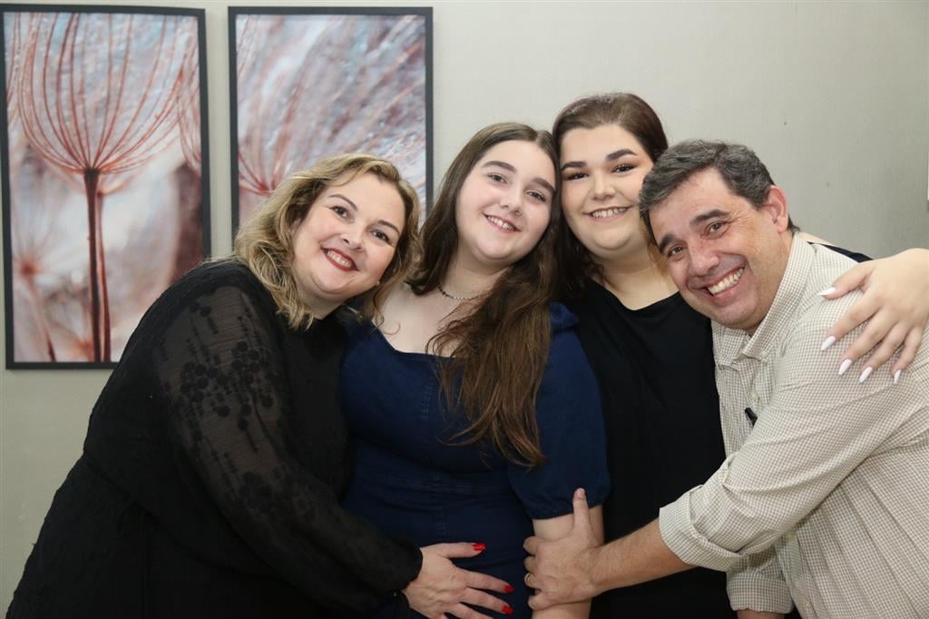 Professor Galdino com a família