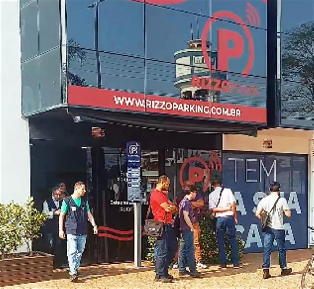 Procon lacra Rizzo em Marília; aplicativo mantém vendas de zona azul suspensa