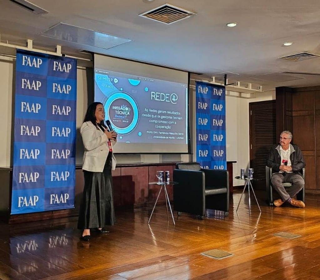 Fernanda Mesquita Serva faz palestra e destaca cooperação em palestra em Encontro Nacional do Semesp