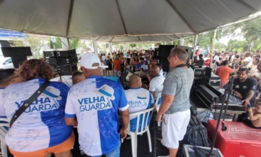 Velha Guarda do samba leva música e lazer para praça neste domingo em Marília