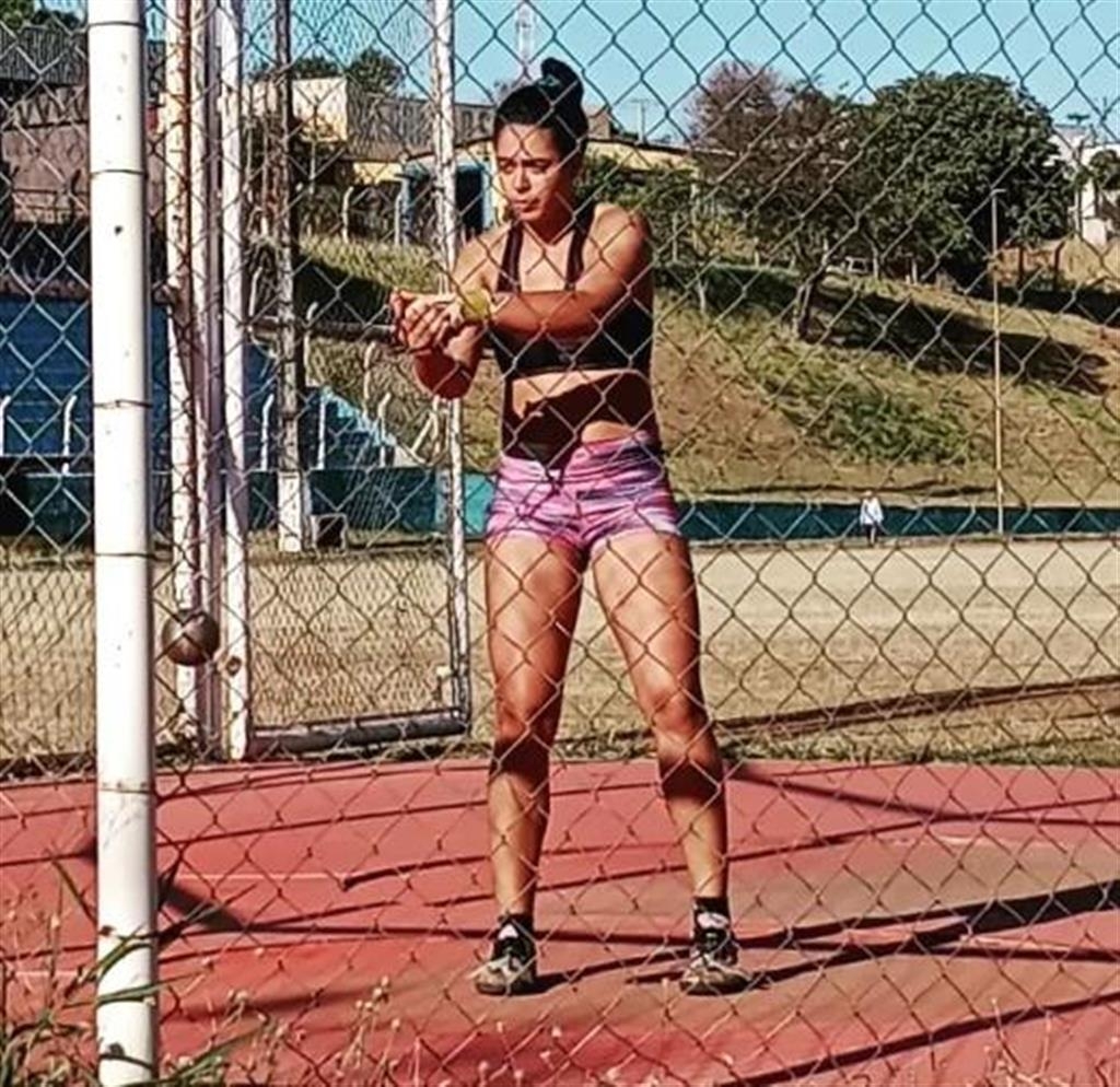 Justiça reintegra atleta cortada de bolsas em Marília em briga política